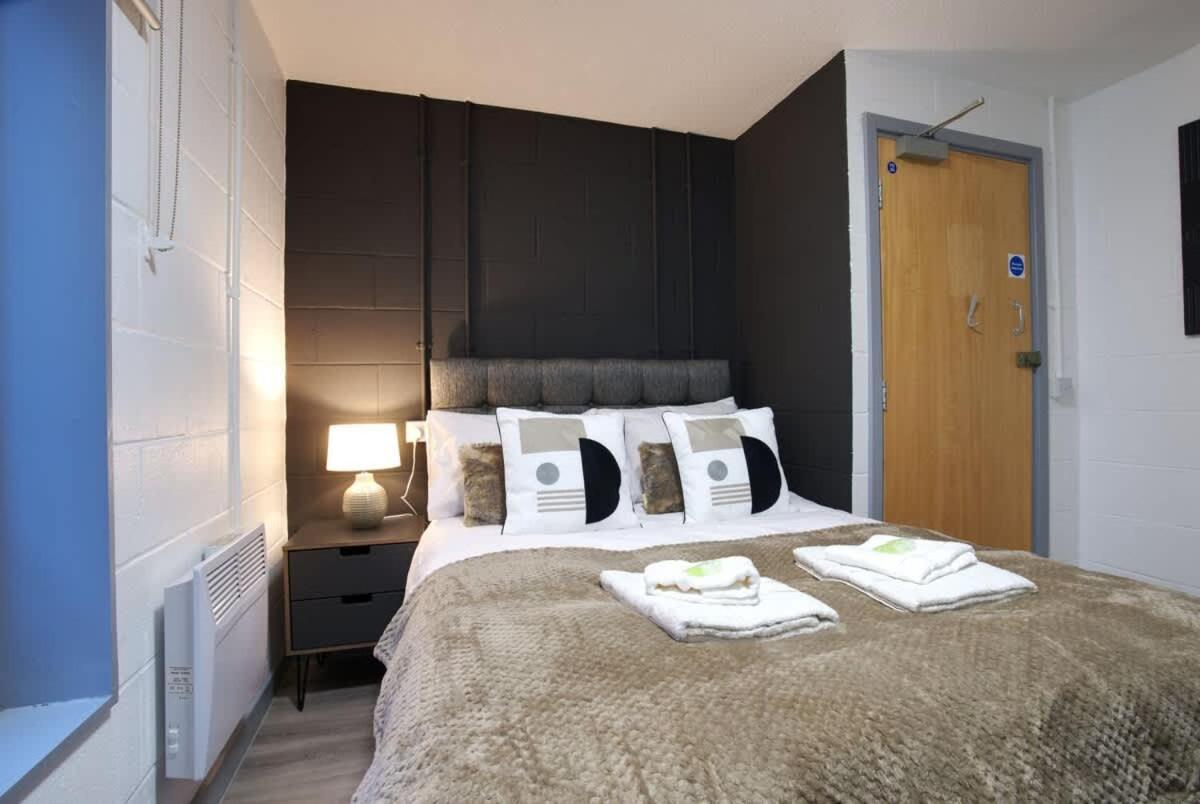 1Br City Centre Apt, Self Check In, Wifi, By Derbnb Sheffield Bagian luar foto