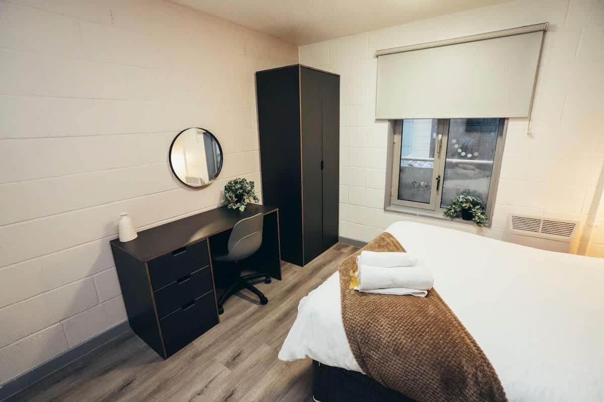 1Br City Centre Apt, Self Check In, Wifi, By Derbnb Sheffield Bagian luar foto
