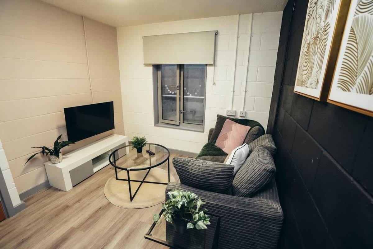 1Br City Centre Apt, Self Check In, Wifi, By Derbnb Sheffield Bagian luar foto