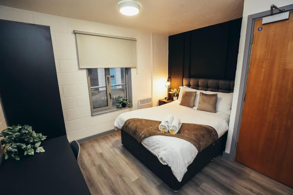 1Br City Centre Apt, Self Check In, Wifi, By Derbnb Sheffield Bagian luar foto